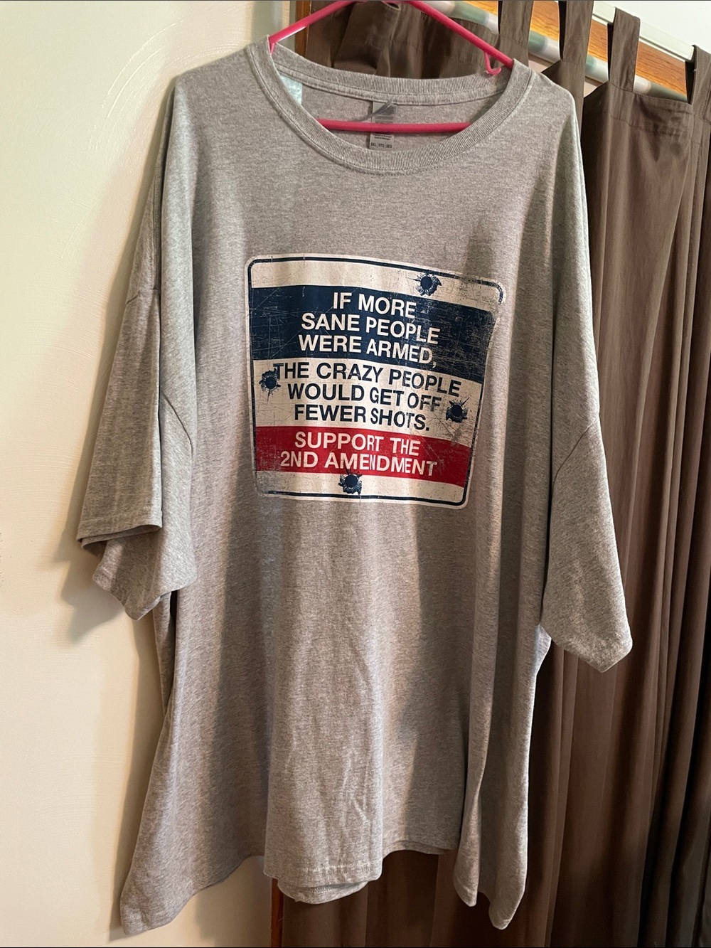 Gildan Gray Short-Sleeve Graphic Tee with Red & Blue Print